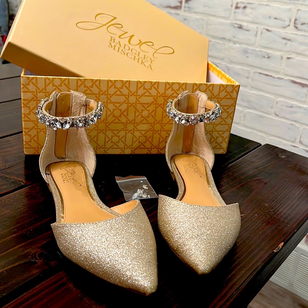 Women’s Jewel Badgley Mischka Cassidy Flat